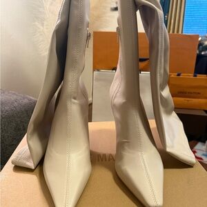 STEVE MADDEN Women’s Lorinda Over the Knee Stretch Boots-Bone Size 9